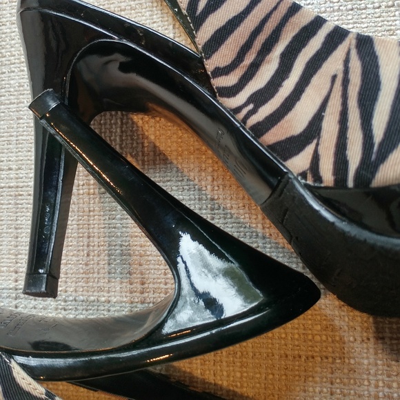 Unisa Tiger Stripe Slingback SIZE 7.5 - Picture 6 of 7